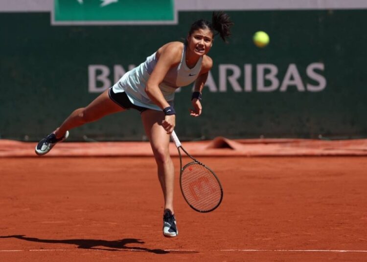 Raducanu knocked out of French Open 1 - Egyptian Gazette
