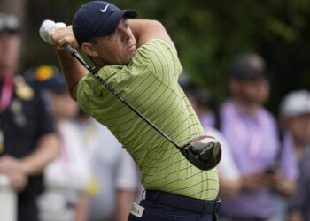 Rory McIlroy leads PGA Championship