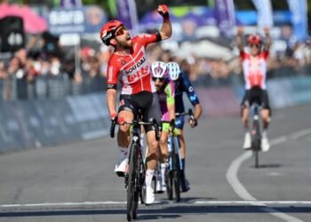 Thomas De Gendt grabs Giro 8th stage