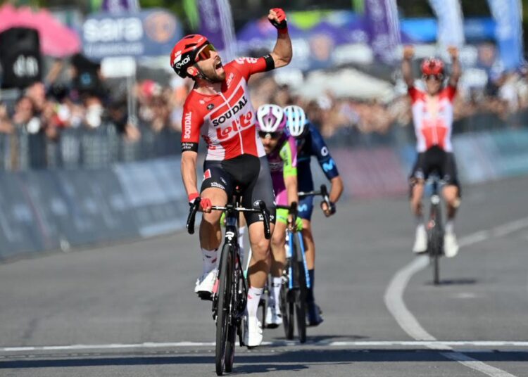Thomas De Gendt grabs Giro 8th stage 1 - Egyptian Gazette Belgium's Thomas De Gendt celebrates after winning the eighth stage of the Giro d'Italia cycling race, from Naples to Naples, Italy.