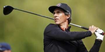 Olesen claims share of lead at British Masters