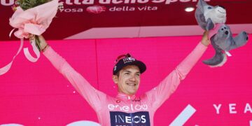 Ecuador’s Carapaz takes Giro lead after frenetic 14th stage