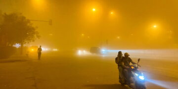 Iraq sandstorm sends more than 1,000 to hospital