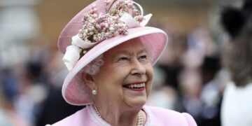 Queen to miss traditional royal garden party season