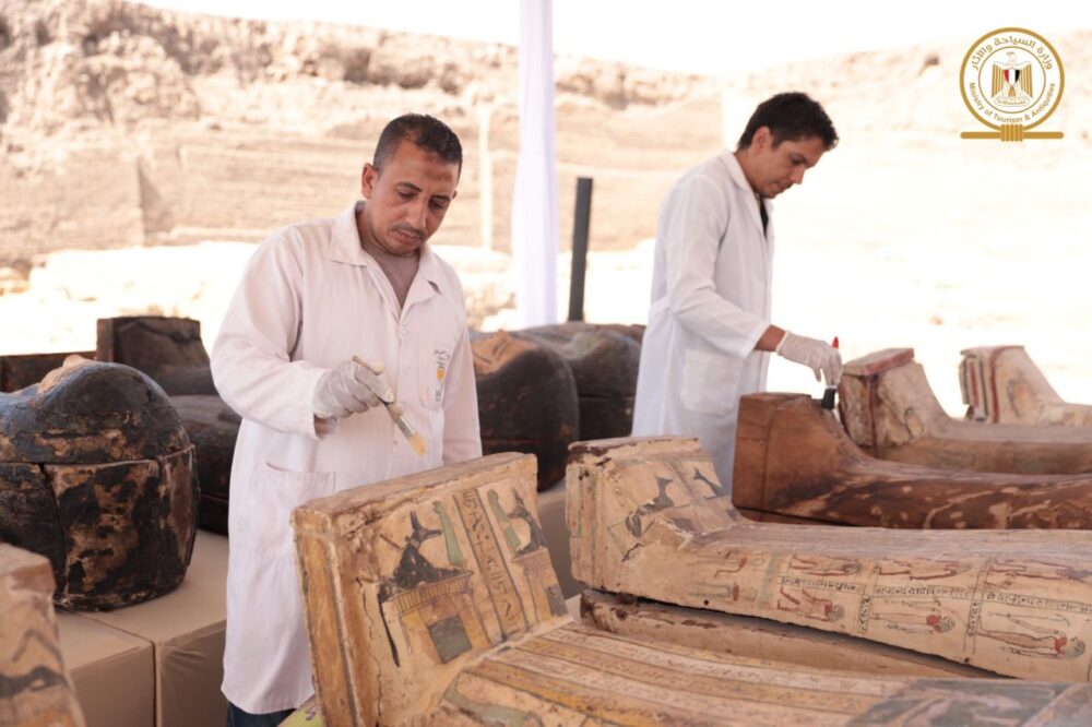 Egyptian archaeological mission unearths largest-ever bronze statues cachette in Saqqara 7 - Egyptian Gazette