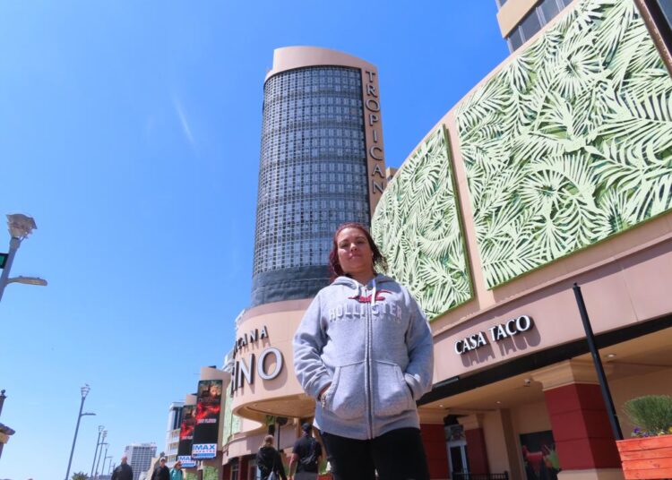 Atlantic City casino workers seek ‘significant’ pay raise 1 - Egyptian Gazette Janey Negron, a bartender at the Tropicana Casino in Atlantic City N.J., stands outside her workplace on April 29, 2022.