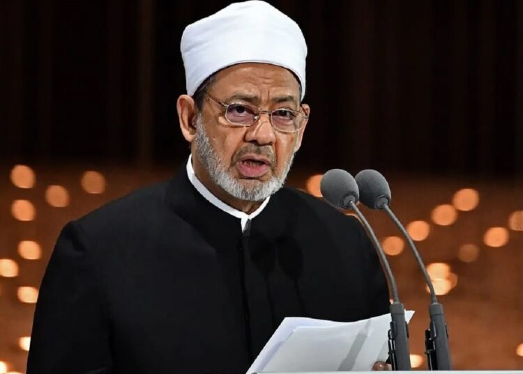 Al-Azhar Imam greets President Sisi, Islamic nations on Eidul Fitr 1 - Egyptian Gazette Al Azhar Grand Imam Ahmed el-Tayyeb