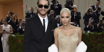 Met Gala brings in a record $17.4 million, museum says