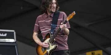 Chili Peppers honour Foo Fighters drummer at Jazz Fest