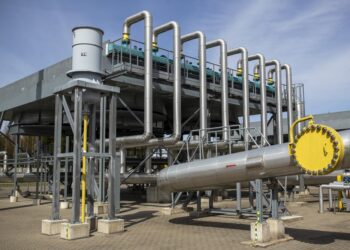 Europe’s push to cut Russian gas faces a race against winter