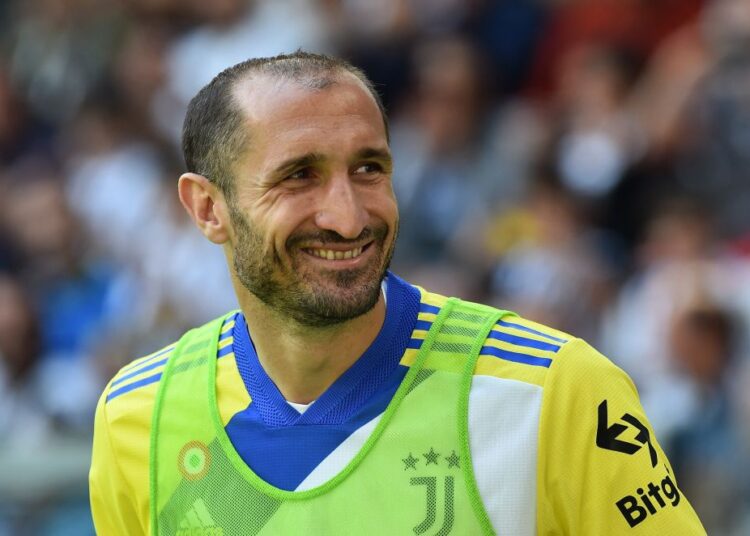 Soccer Football - Serie A - Juventus v Venezia - Allianz Stadium, Turin, Italy - May 1, 2022 Juventus' Giorgio Chiellini warms up as a substitute REUTERS/Massimo Pinca
