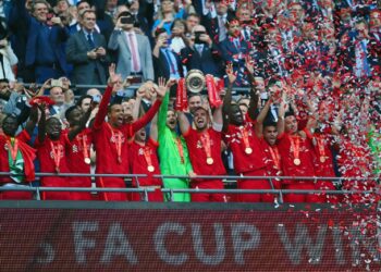 Liverpool beats Chelsea to win FA Cup, keep quad hopes alive