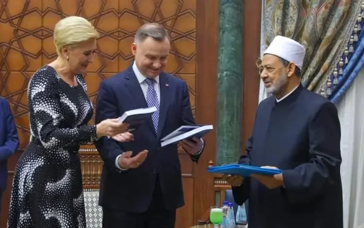 Al-Azhar imam receives Polish president, his spouse at Al-Azhar headquarters 1 - Egyptian Gazette