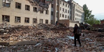 Ukraine troops hold out as Russia attack Sievierodonetsk wasteland 1 - Egyptian Gazette Ukraine troops hold out as Russia attack Sievierodonetsk wasteland