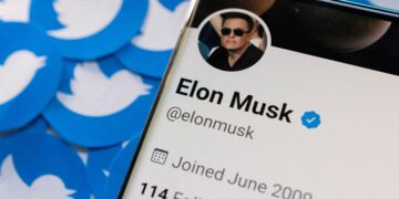 Musk seeks to put in less money in new Twitter deal financing - sources 1 - Egyptian Gazette Musk seeks to put in less money in new Twitter deal financing – sources