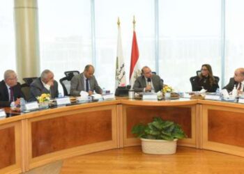 EGX chief urges increasing institutional investment component on Egyptian market