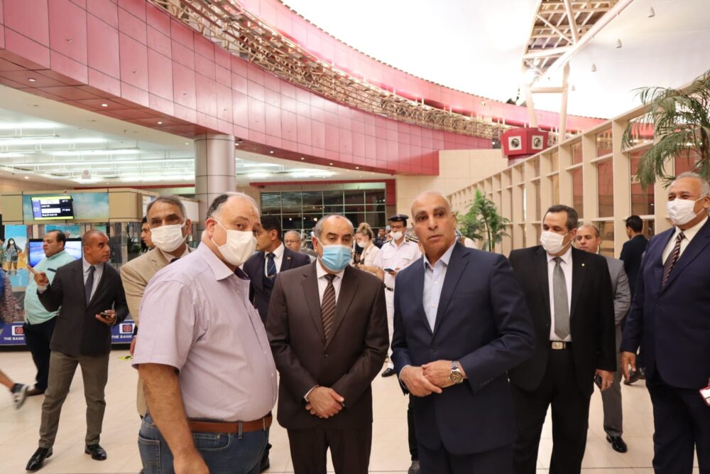 Aviation minister urges offering facilitations to Egypt's guests 7 - Egyptian Gazette