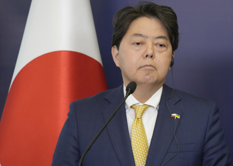 Japan agrees with Britain, Canada, France on G-7 unity against Russia 1 - Egyptian Gazette Japanese Foreign Minister Yoshimasa Hayashi