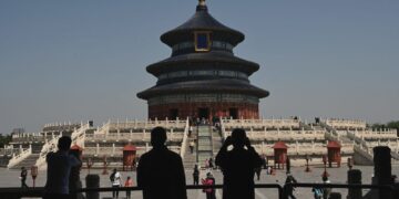 Beijing tourist sites empty in Covid-stalked public holiday