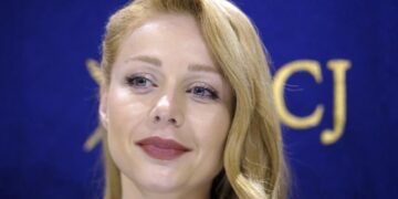 Ukraine star Karol in Japan, says her country will rebuild