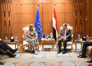 Egypt’s Petroleum minister lauds all-out development in Port Said