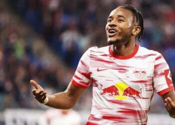 Nkunku signs Leipzig contract extension