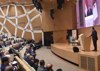 Egypt is investment magnet in different domains, PM tells representatives of Algerian sector