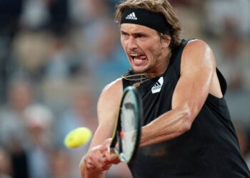 Zverev undergoes surgery on torn ligaments in ankle after French Open exit