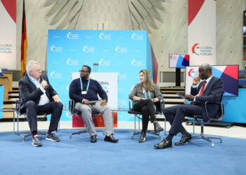 Media professionals sharing best practices in Bonn