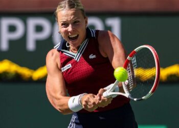 Kontaveit, Djokovic, Murray progress at Wimbledon