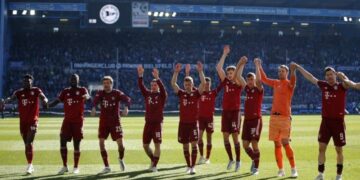 Bayern kicks off new Bundesliga season at Frankfurt