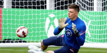 Newcastle signs keeper Pope from Burnley 1 - Egyptian Gazette Newcastle signs keeper Pope from Burnley