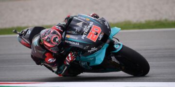 Quartararo dominates Barcelona MotoGP