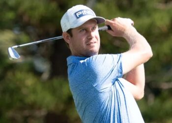 English tied for lead at Travelers Championship