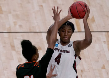 Aliyah wins Honda Cup as top female athlete