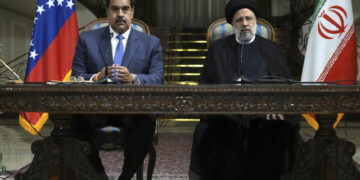 Iran and Venezuela sign 20-year cooperation plan