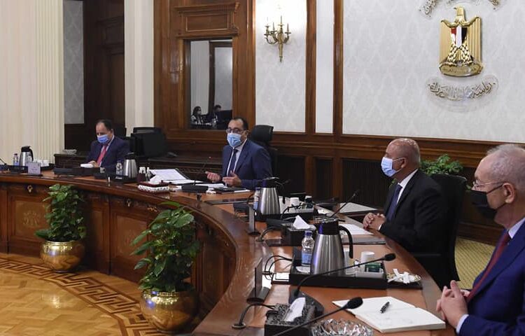 PM reviews ACI single window system 1 - Egyptian Gazette