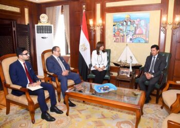 Emigration, Sports ministers discuss bilateral co-operation