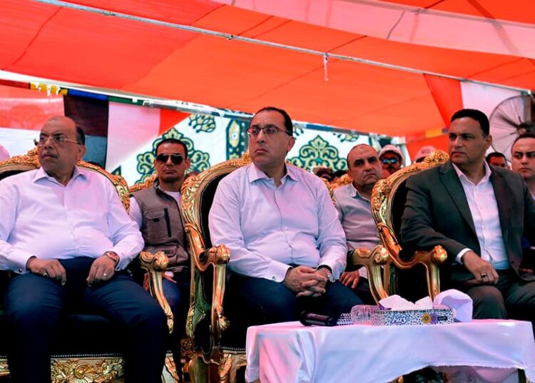 PM starts tour to check implementation of 'Decent Life' projects in Dakahlia 1 - Egyptian Gazette Egyptian Prime Minister Moustafa Madbouli started an inspection tour on Saturday morning to check the implementation of the presidential initiative “Decent Life” projects in Dakahlia Governorate.