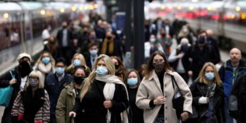 Omicron less likely to cause long COVID – study