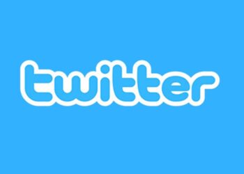 Musk offers billion-user vision but few details to Twitter staff