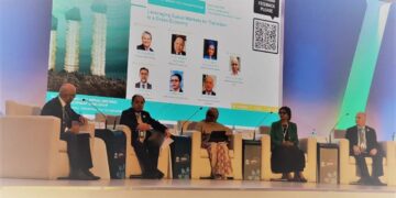 Finance minister says sukuk used to attract new segments of investors