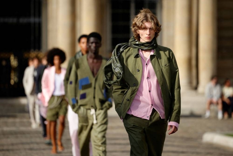 Paris Fashion Week serves up quintessential French chic with Officine ...