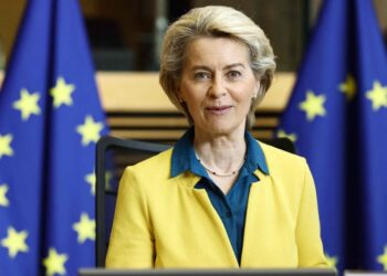EU commission: Make Ukraine a member candidate