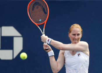 Van Uytvanck advances to Veneto Open semis