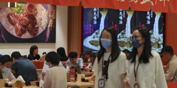 Beijing reopens restaurants as new Covid-19 cases drop