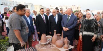 Cairo Governor visits 2nd pottery festival in Fustat