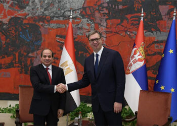 Serbian president grants Sisi Serbian republic decoration
