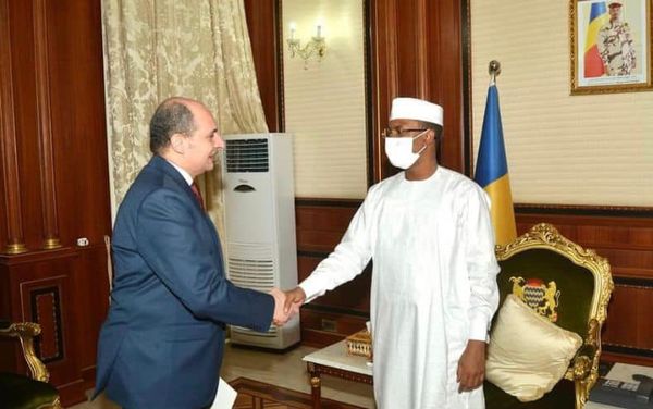 Egyptian Envoy Hands Over Chadian Leader Invitation From President Sisi 