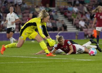 Norway routs N. Ireland 4-1 to open women’s Euros bid